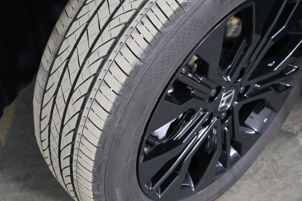 Used 2025 Honda Odyssey Sport-L image 39