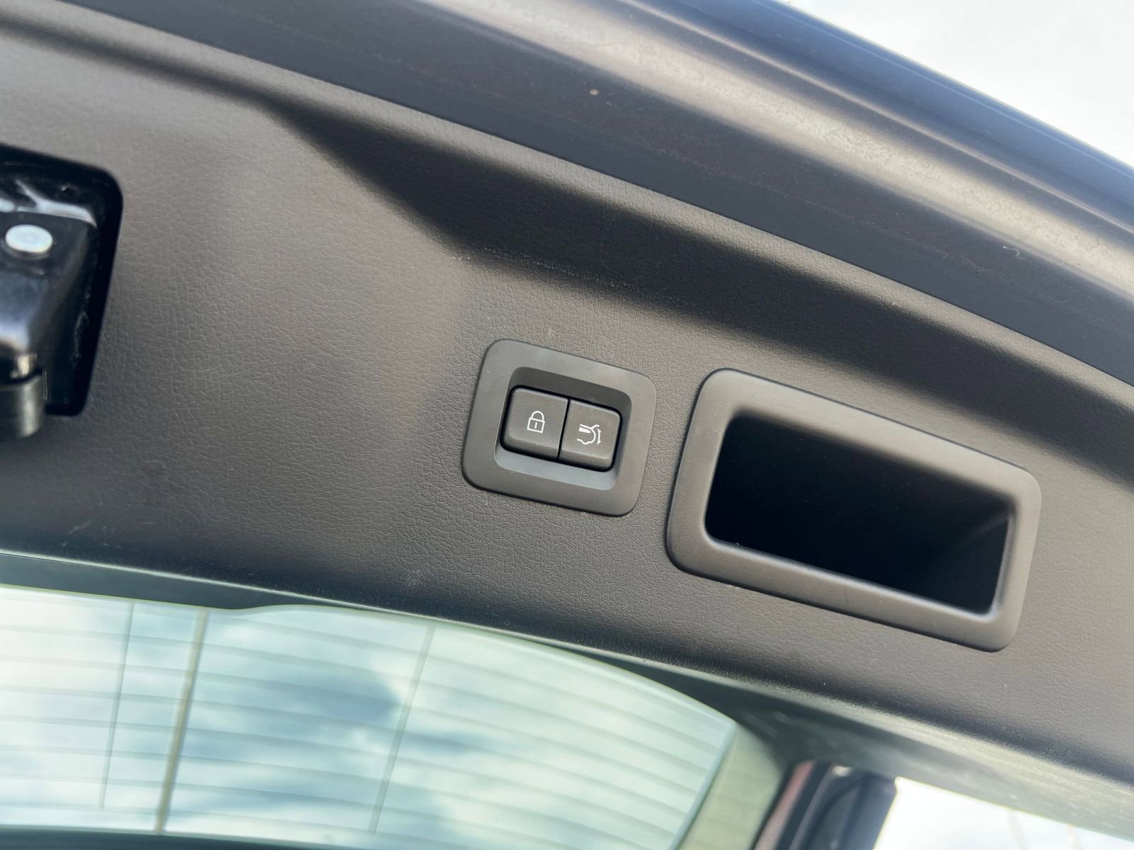 Used 2025 MAZDA CX-70 3.3 Turbo w/ Preferred Package image 21