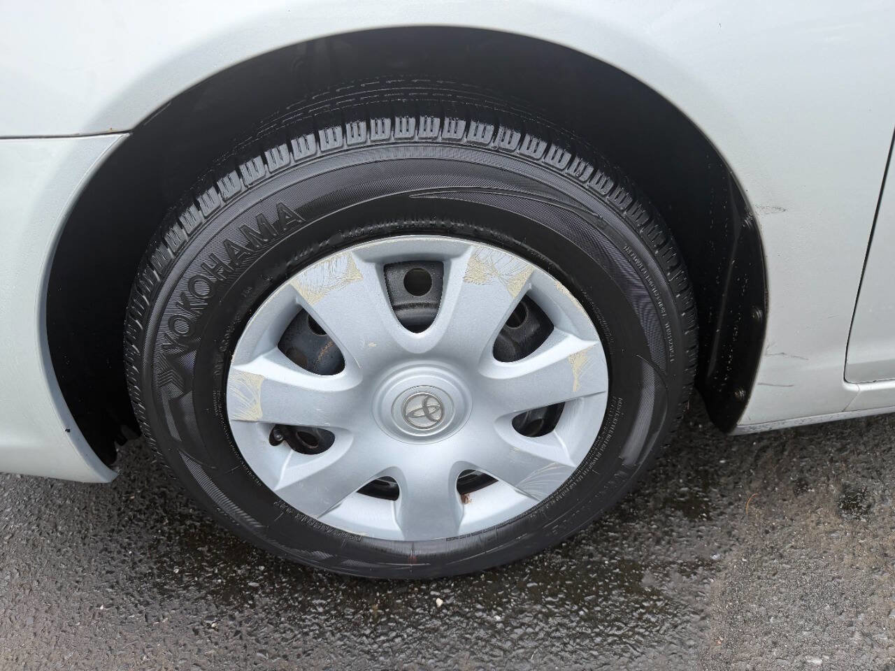 Used 2002 Toyota Camry LE FWD image 14