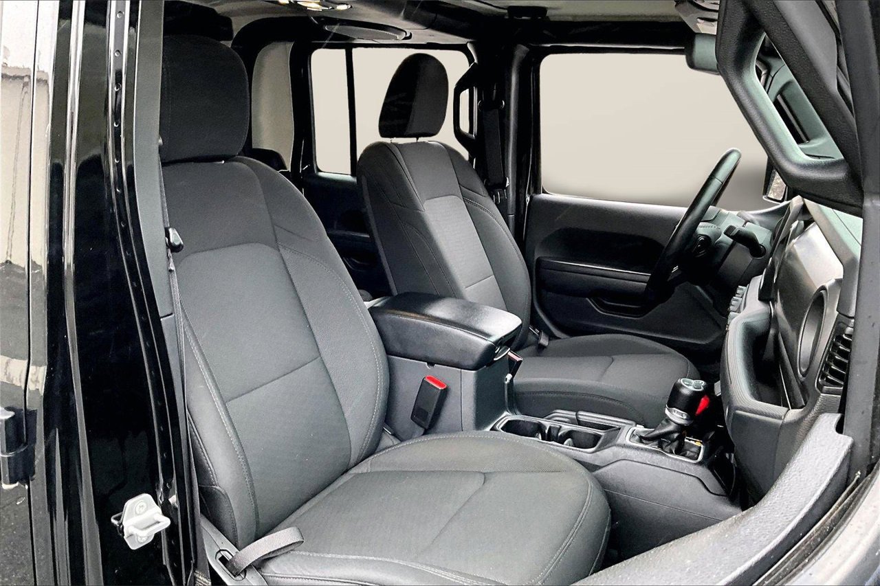 Certified 2022 Jeep Gladiator Sport image 22