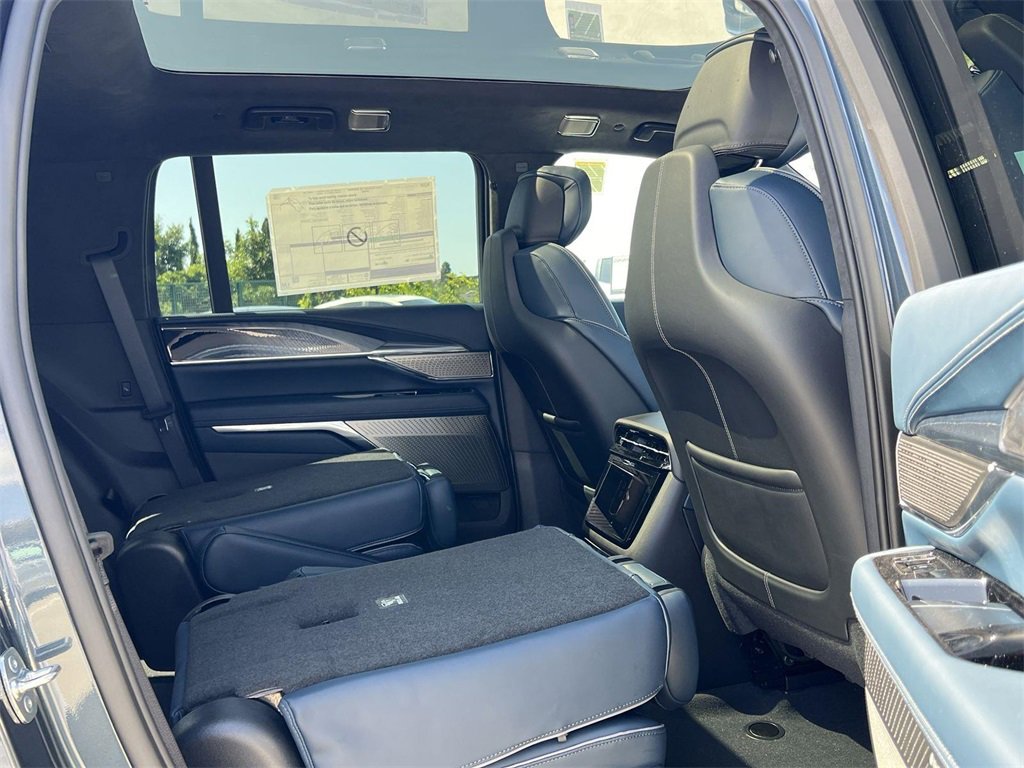 New 2026 Cadillac Escalade IQL Sport 2 image 34