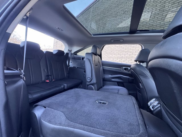 Used 2023 Kia Sorento X-Line EX image 27