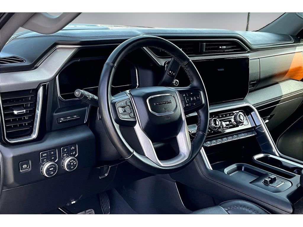 Used 2024 GMC Sierra 2500 Denali w/ Denali Reserve Package AWD/4WD image 14