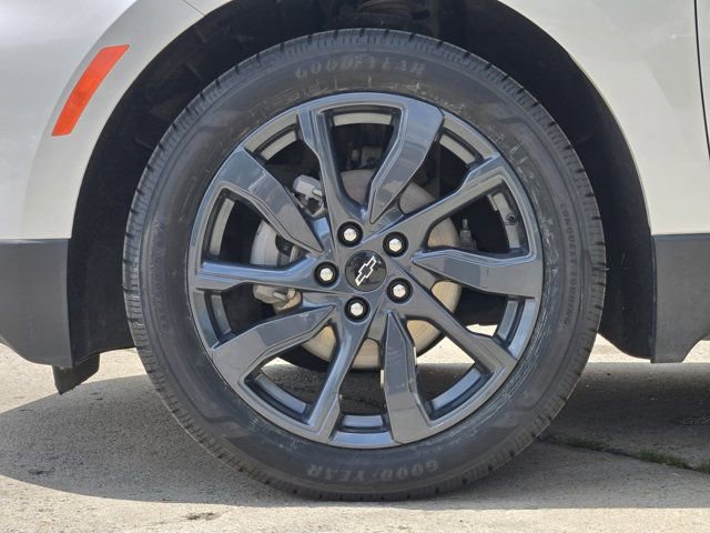 Used 2022 Chevrolet Equinox Premier FWD image 11