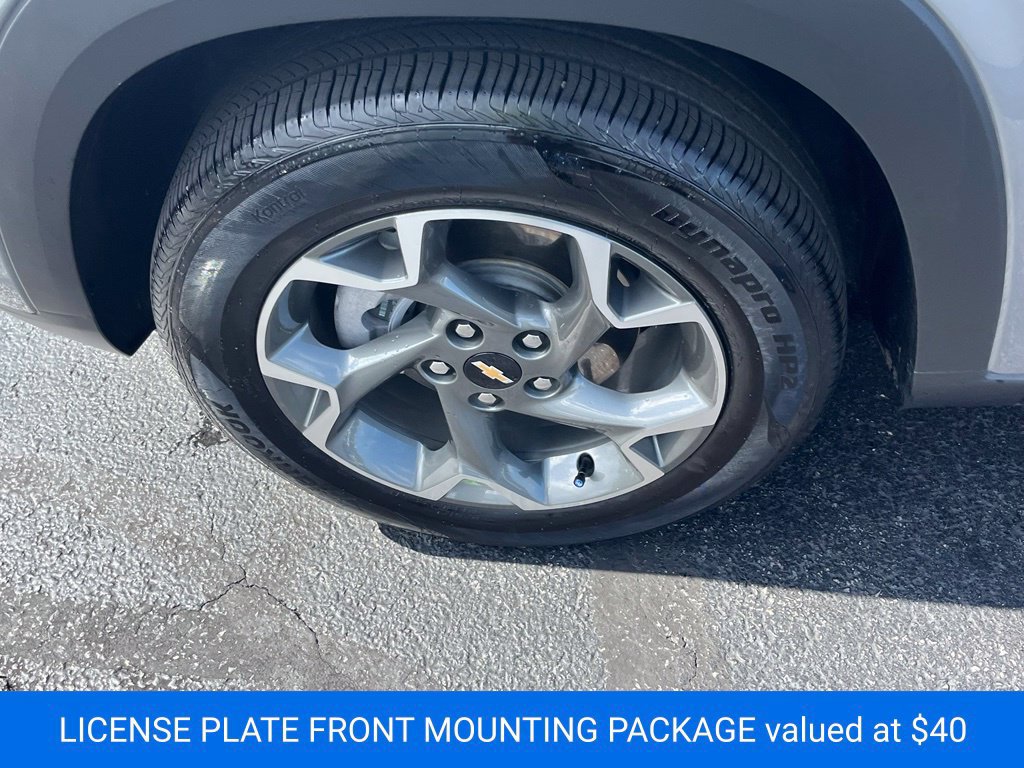 New 2026 Chevrolet Trax LT w/ Driver Confidence Package FWD image 6