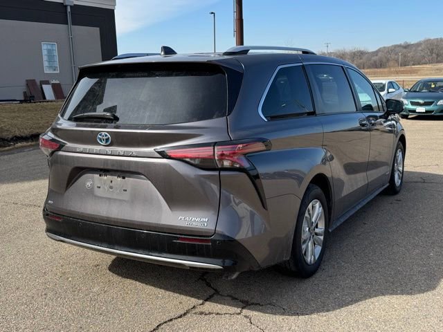 Used 2021 Toyota Sienna Platinum image 14