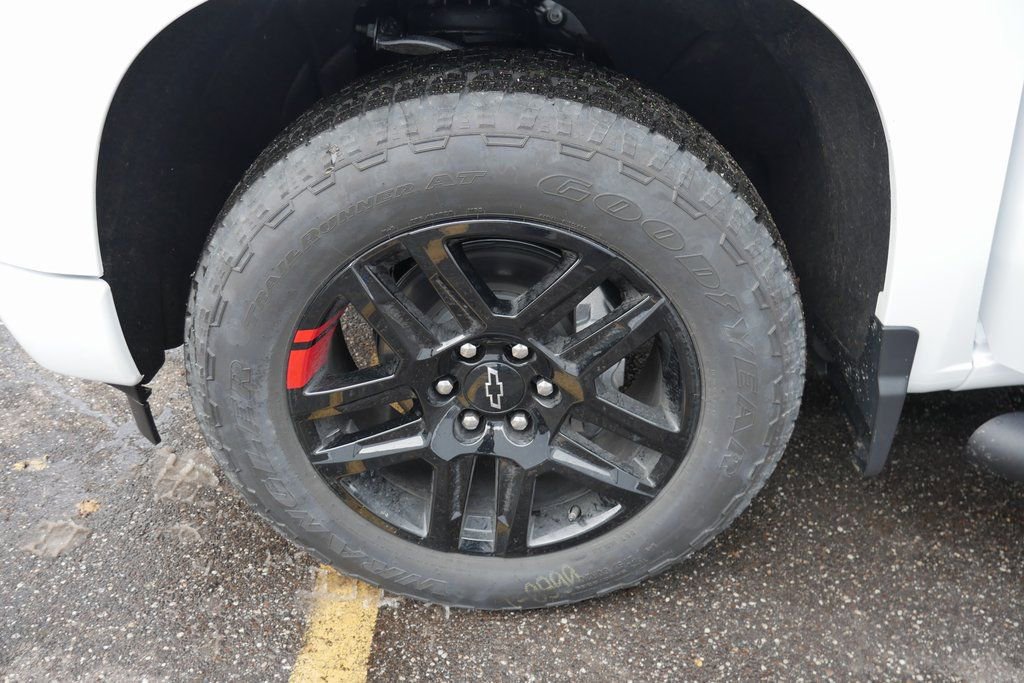 New 2026 Chevrolet Silverado 1500 RST w/ Redline Edition AWD/4WD image 35