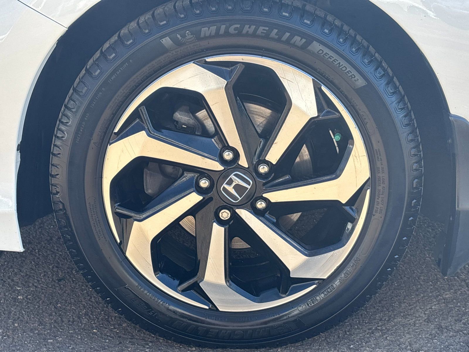 Used 2017 Honda Accord EX image 27