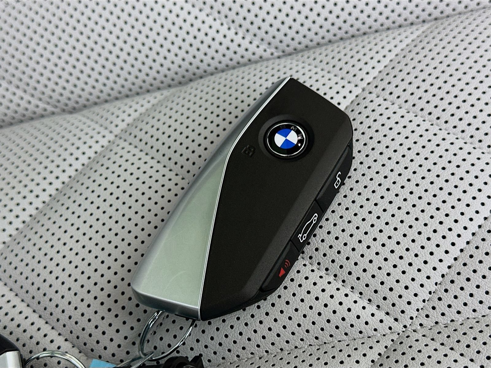 New 2026 BMW X5 xDrive50e w/ Executive Package AWD/4WD image 46