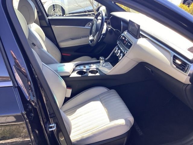 Used 2023 Genesis G70 2.0T w/ Sport Prestige Package image 28