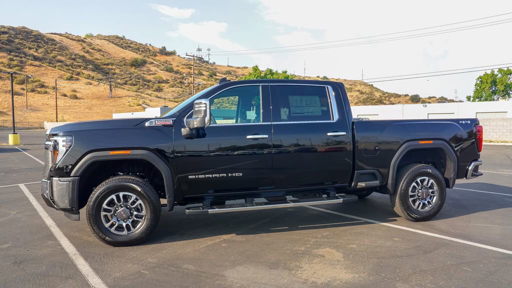 New 2025 GMC Sierra 2500 SLT w/ SLT Premium Package image 8