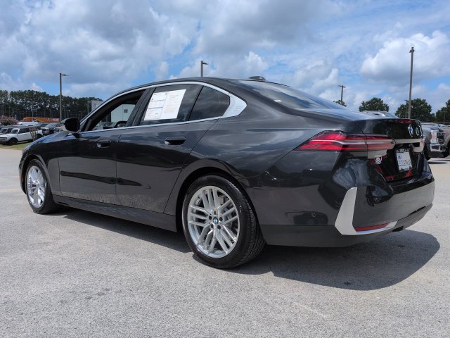 Used 2024 BMW 530i RWD image 7