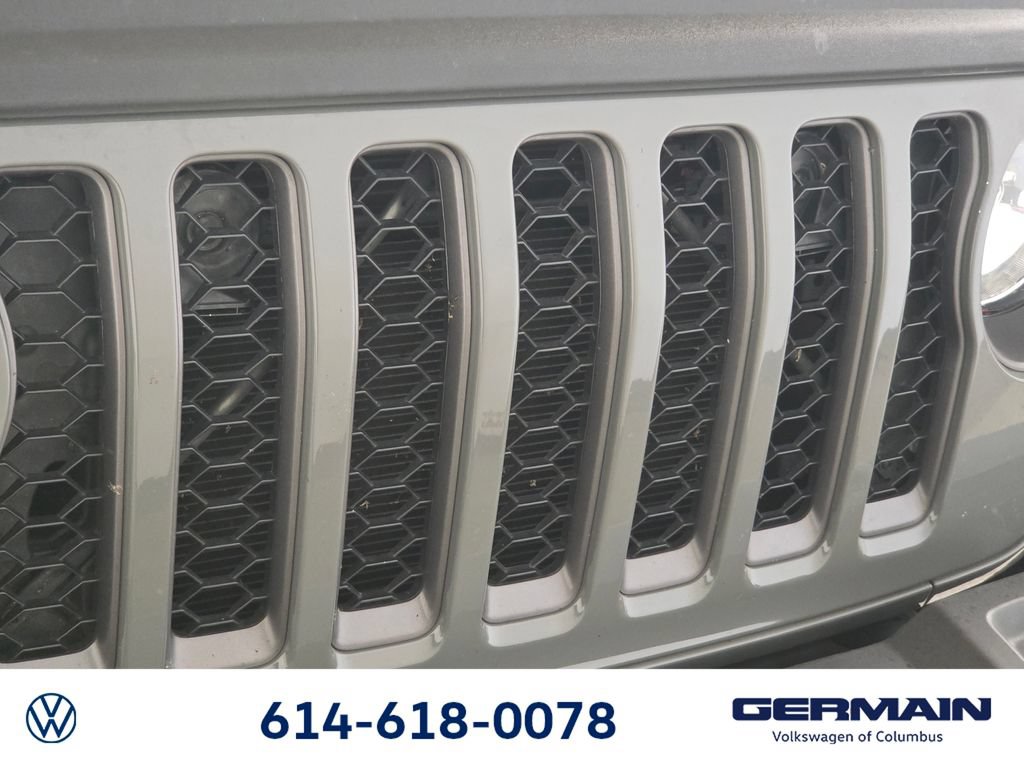 Used 2023 Jeep Gladiator Rubicon w/ Cold Weather Group AWD/4WD image 16