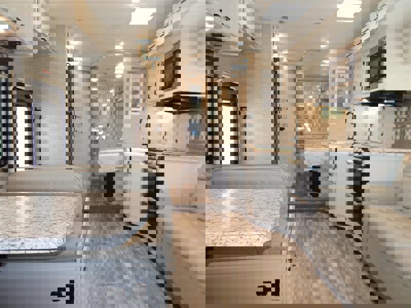 Used 2022 Ford E-450 and Econoline 450 Super Duty w/ Motorhome Prep Package image 37