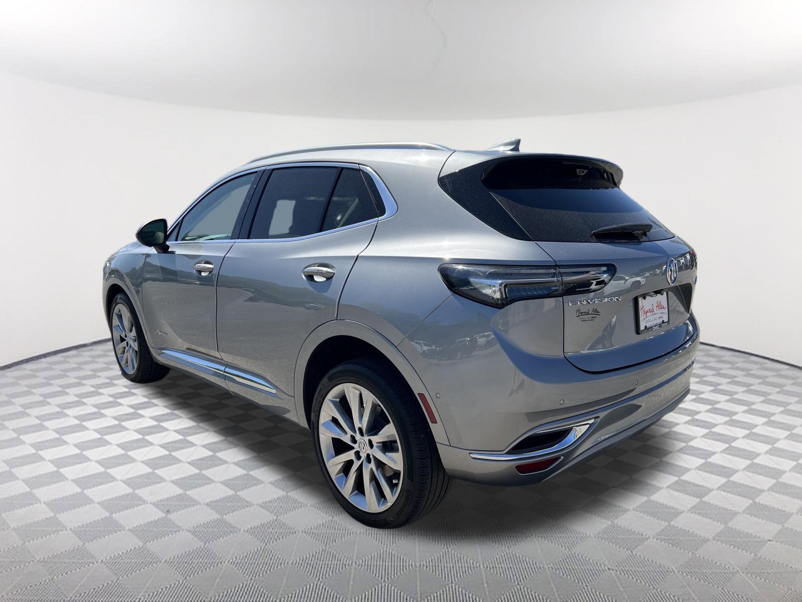 Used 2023 Buick Envision Avenir FWD image 8