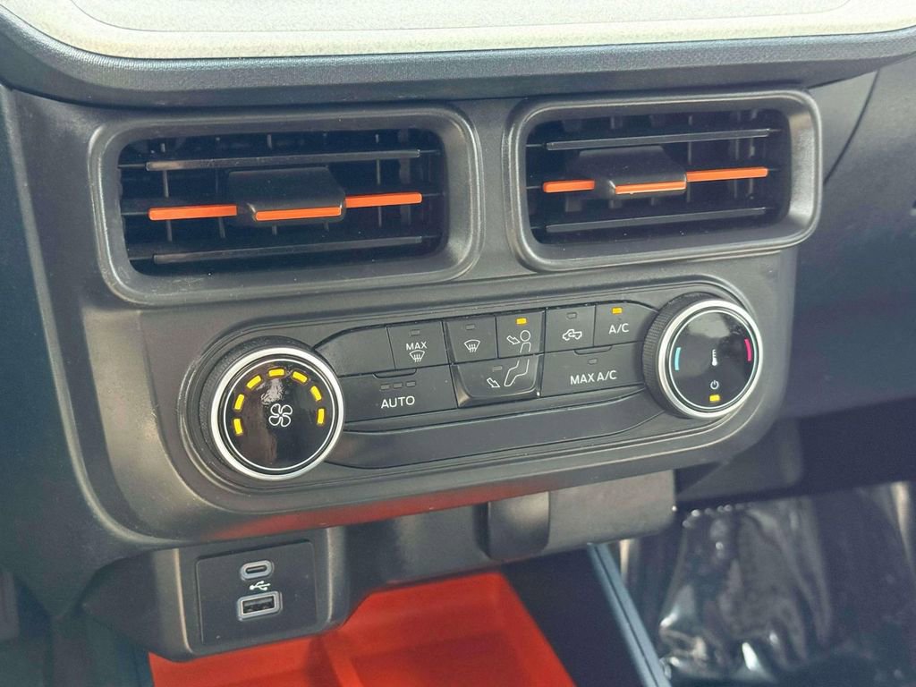 Used 2022 Ford Maverick XLT FWD image 21