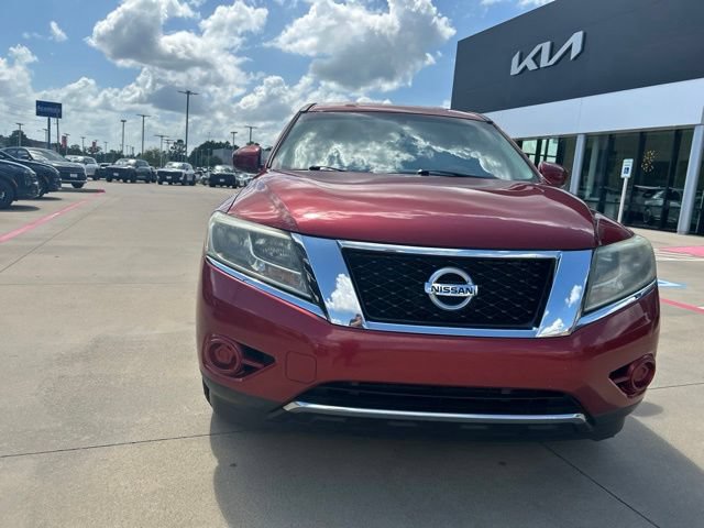 Used 2014 Nissan Pathfinder S FWD image 2