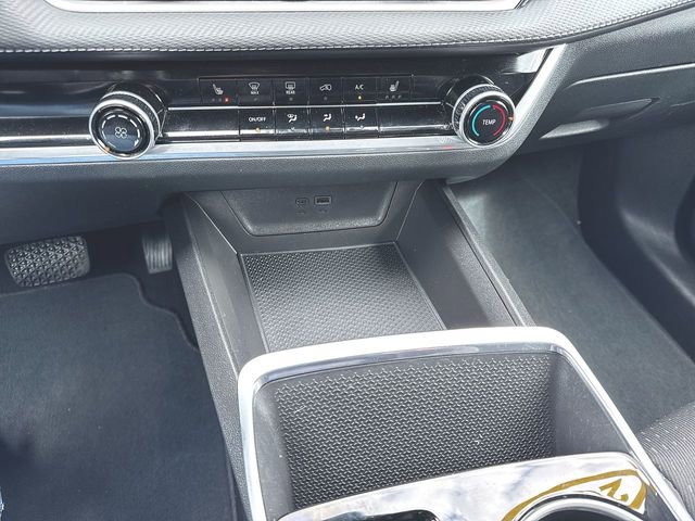 Used 2025 Chevrolet Equinox LT image 18