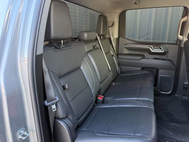 Used 2023 GMC Sierra 1500 SLT image 30