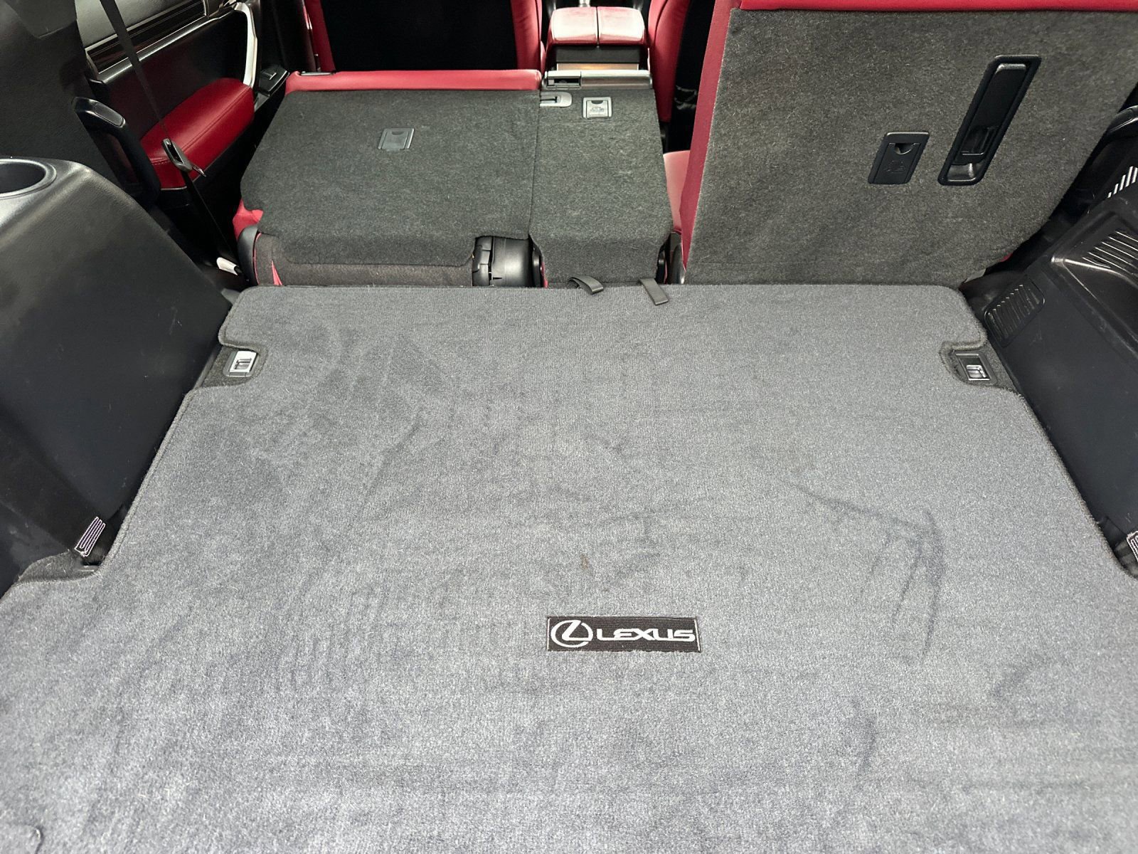 Used 2023 Lexus GX 460 Premium w/ Premium Package image 17