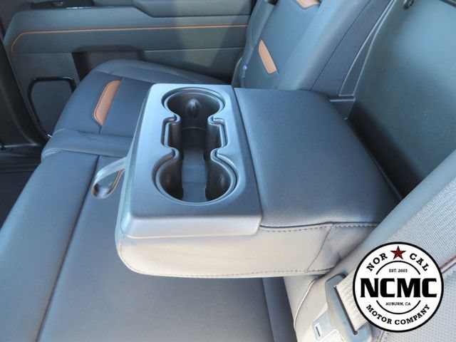 Used 2025 GMC Sierra 2500 AT4 AWD/4WD image 45