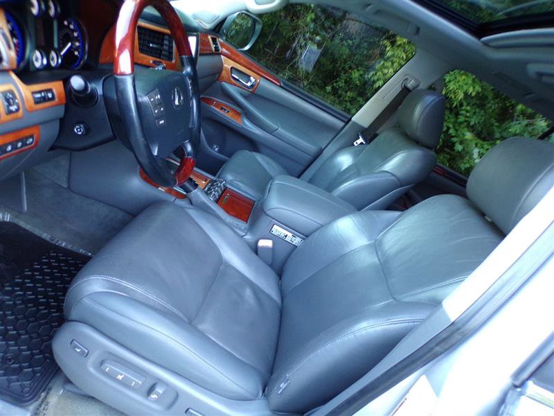 Used 2009 Lexus LX 570 4WD image 15