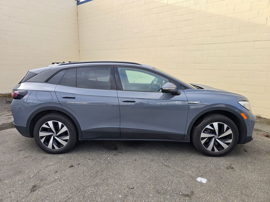 Used 2023 Volkswagen ID.4 Pro AWD/4WD image 7