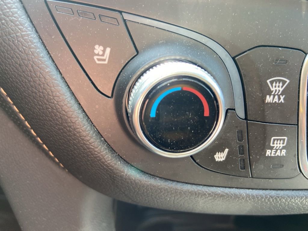 Used 2018 Chevrolet Equinox Premier AWD/4WD image 20