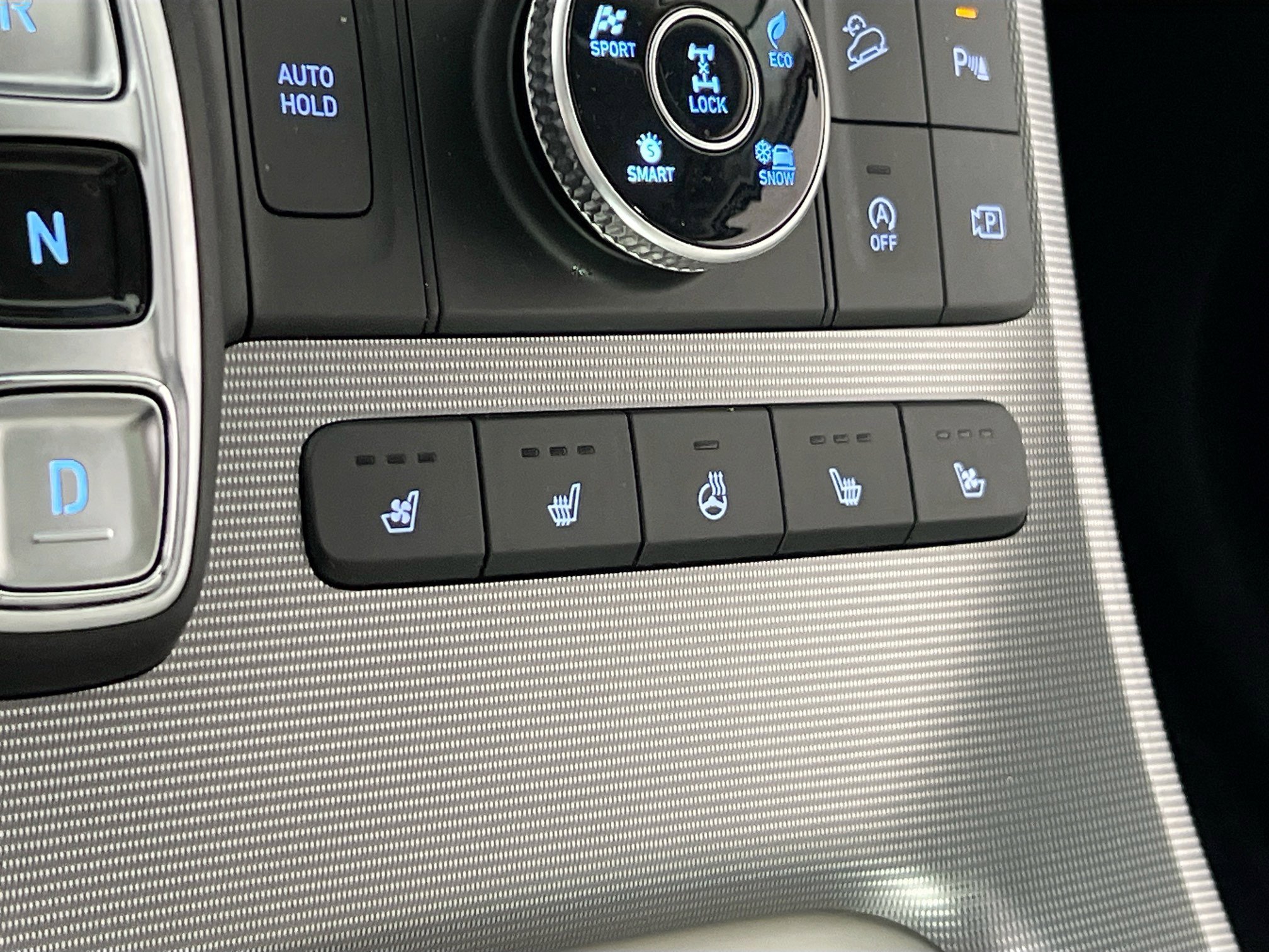 Used 2023 Hyundai Palisade Calligraphy image 21