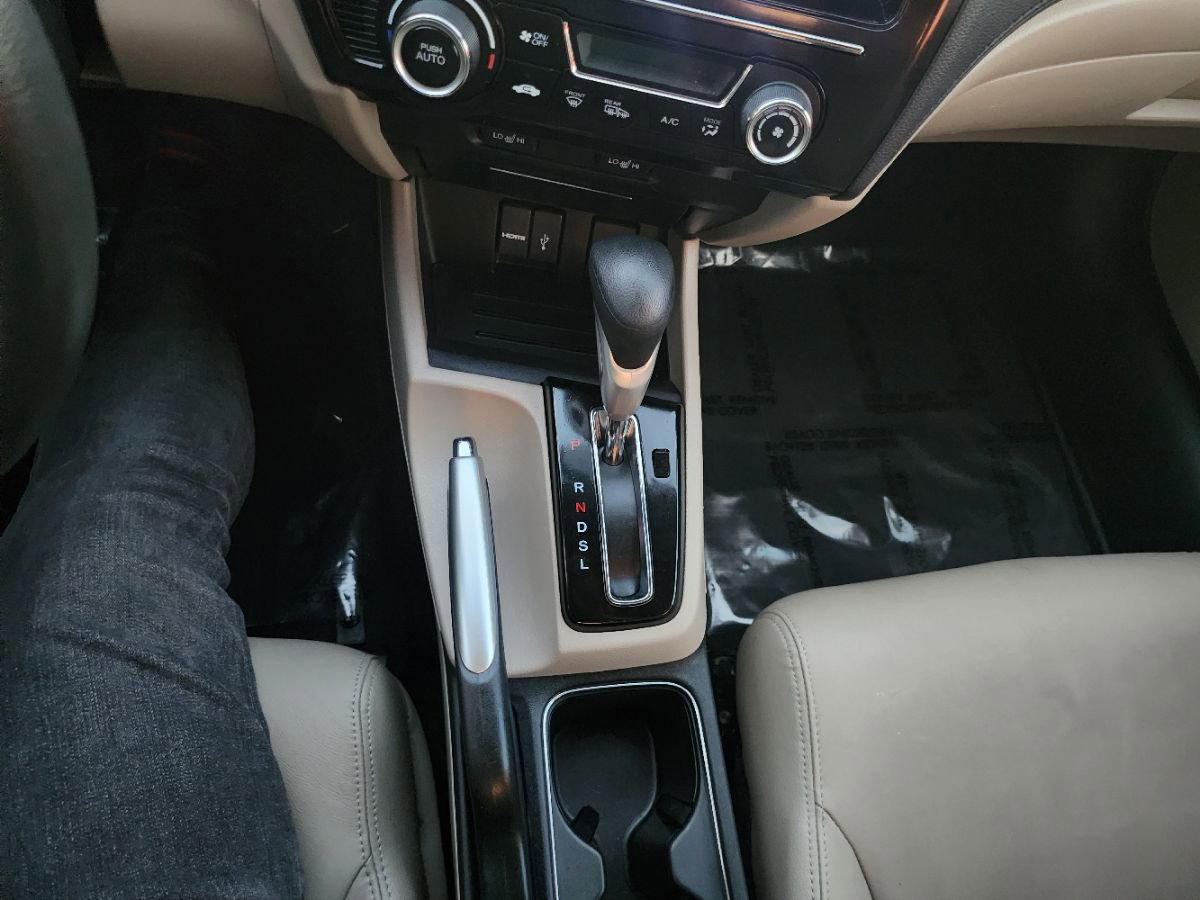 Used 2015 Honda Civic EX-L image 18