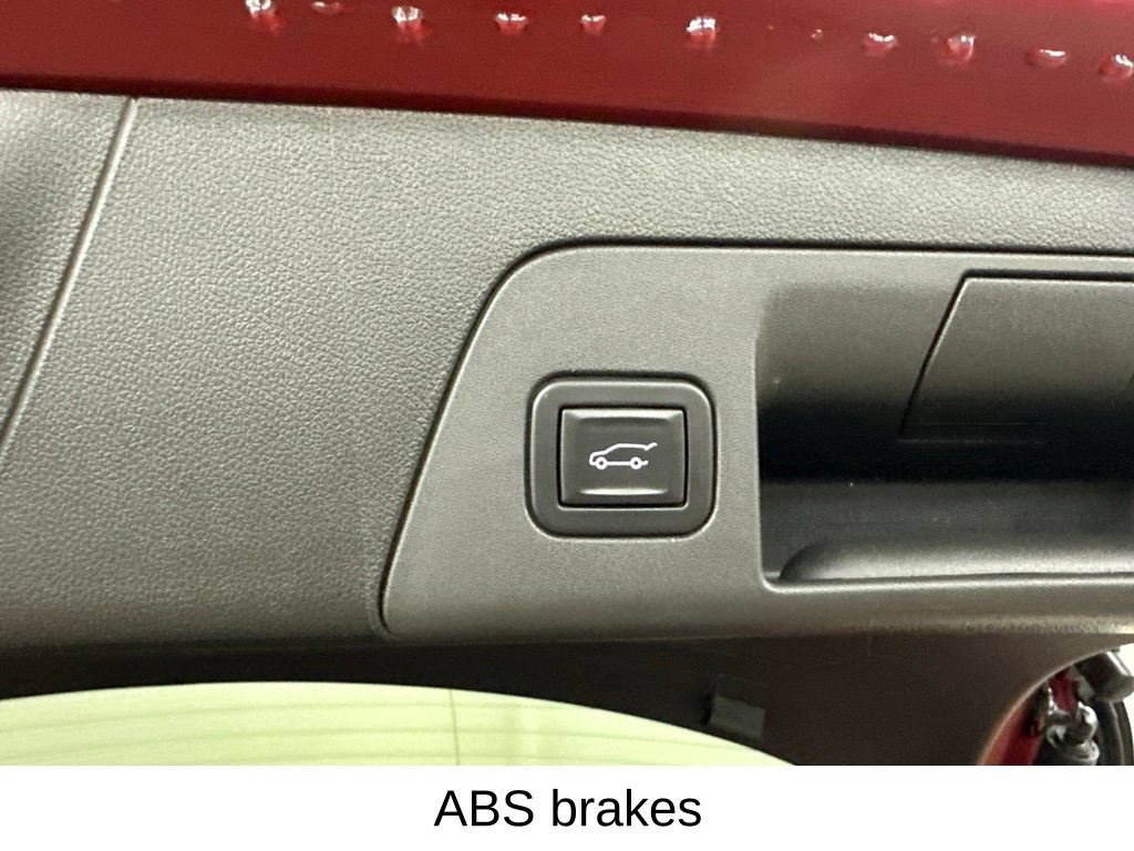Used 2023 Buick Envision Essence AWD/4WD image 31