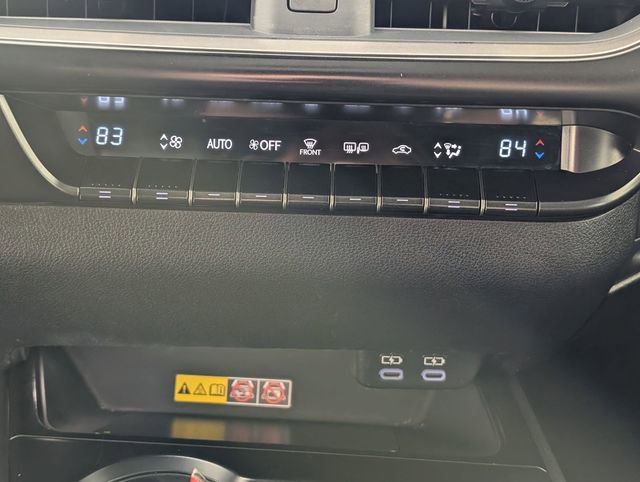 Used 2024 Lexus UX 250h FWD image 21