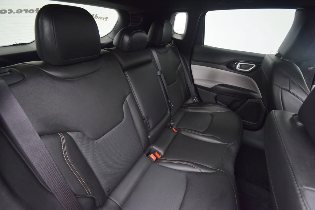 Used 2023 Jeep Compass Limited AWD/4WD image 24