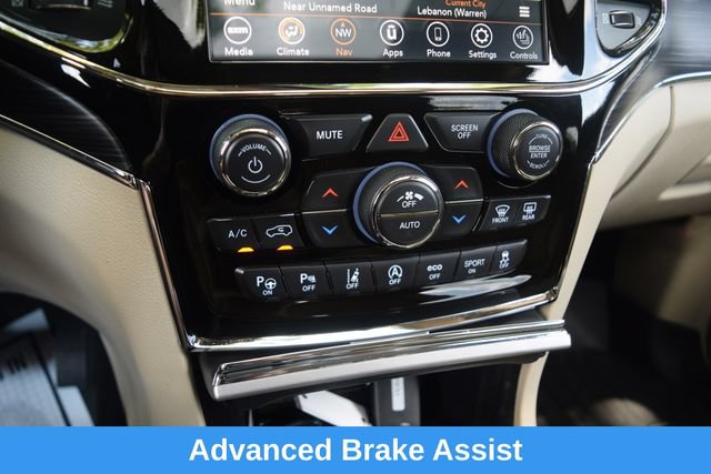 Used 2020 Jeep Grand Cherokee Limited AWD/4WD image 11