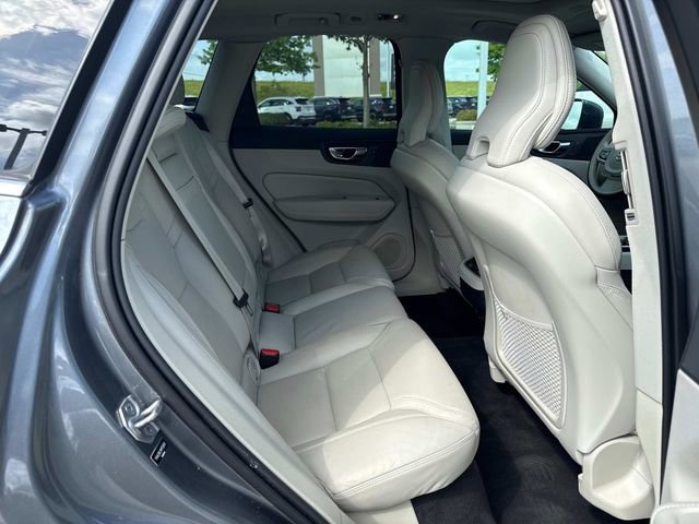 Used 2021 Volvo XC60 T6 Inscription w/ Advanced Package AWD/4WD image 13