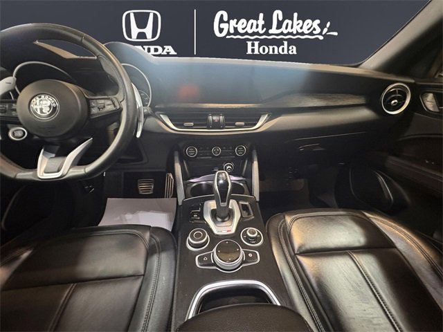 Used 2022 Alfa Romeo Stelvio Sprint image 11