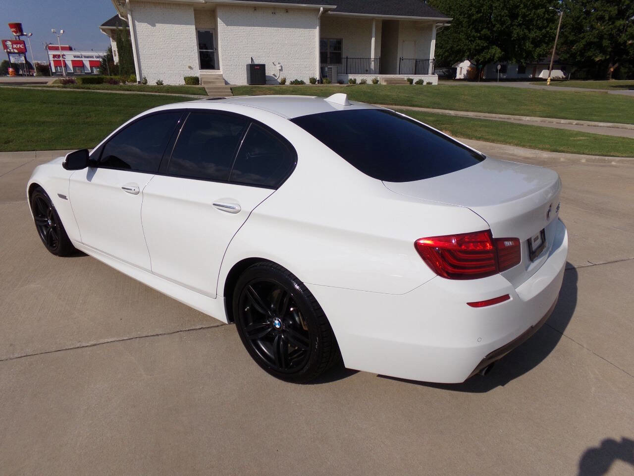 Used 2016 BMW 535i Sedan image 32