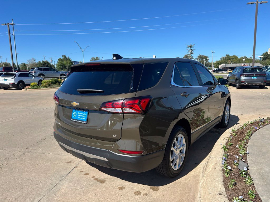 Used 2023 Chevrolet Equinox LT FWD image 4