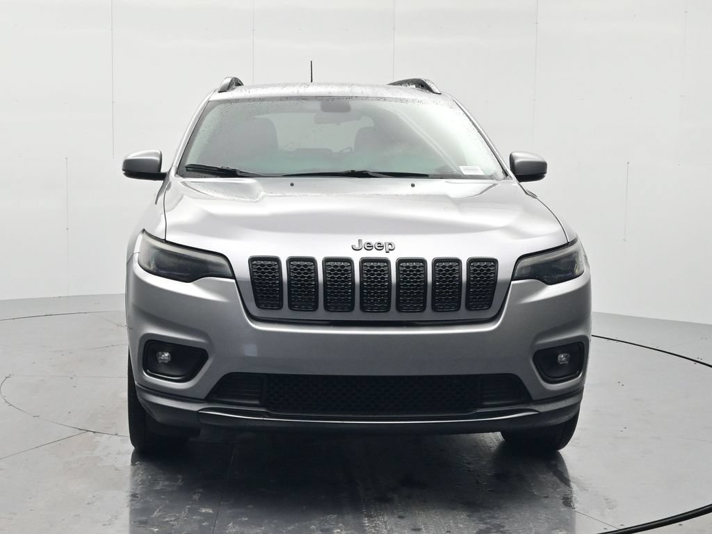 Used 2019 Jeep Cherokee Latitude Plus AWD/4WD image 2