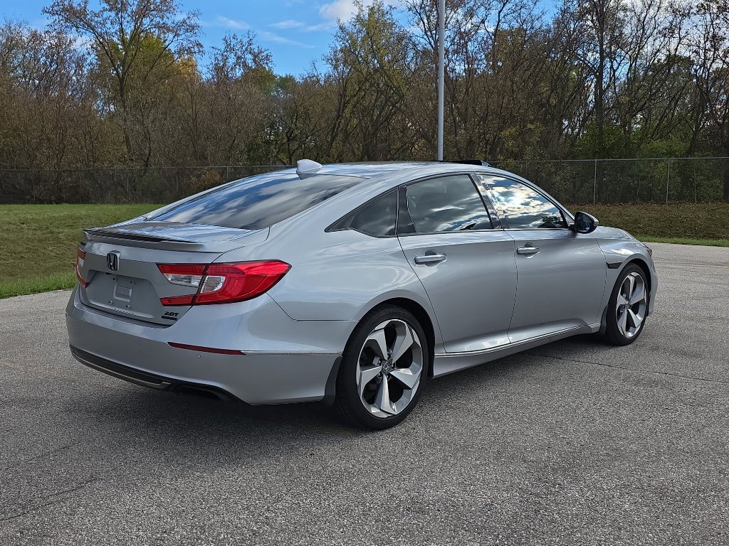 Used 2019 Honda Accord Touring image 3