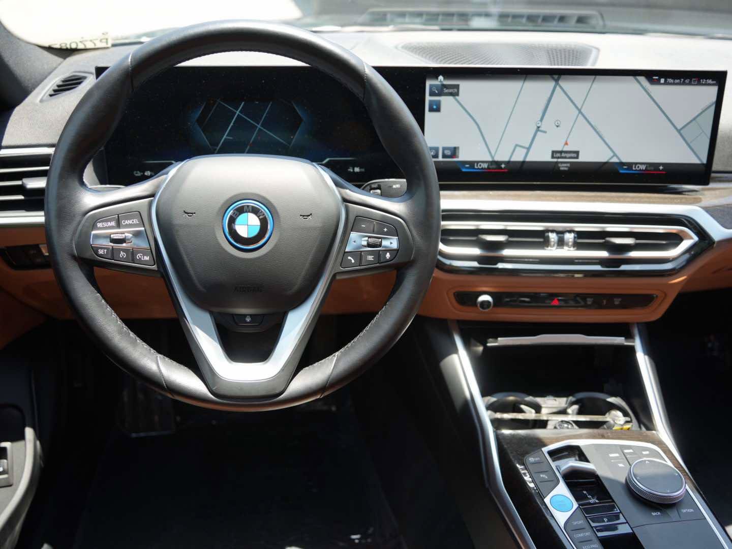 Used 2023 BMW i4 eDrive35 w/ Premium Package RWD image 7