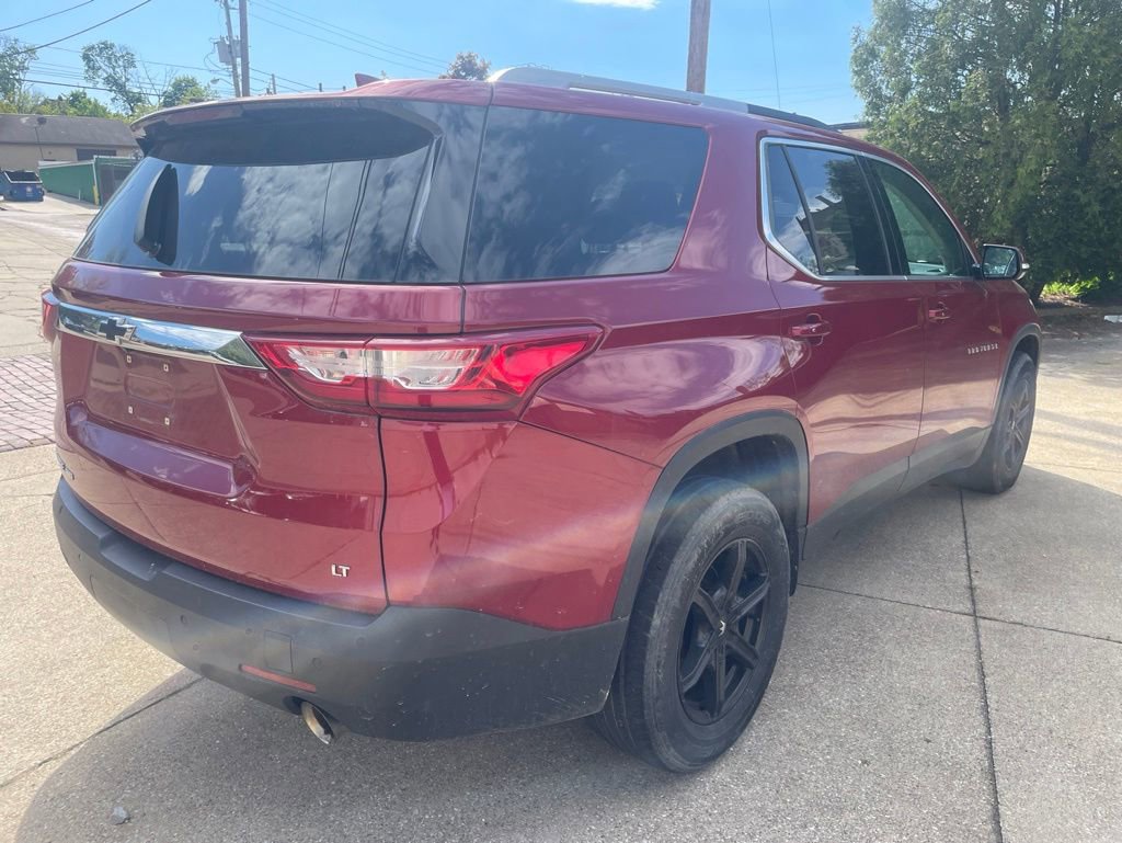 Used 2018 Chevrolet Traverse LT AWD/4WD image 2