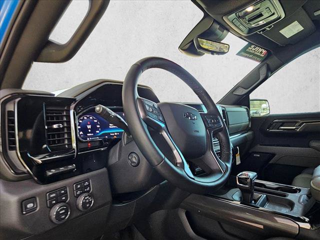 Used 2025 Chevrolet Silverado 1500 ZR2 w/ Technology Package AWD/4WD image 9