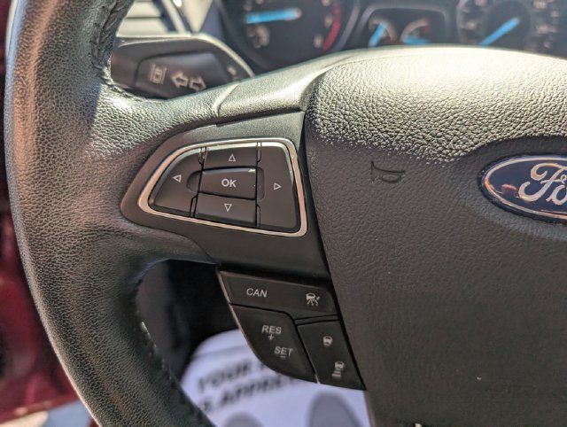 Used 2019 Ford Escape Titanium AWD/4WD image 16