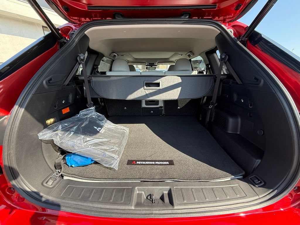 New 2026 Mitsubishi Outlander SE AWD/4WD image 9