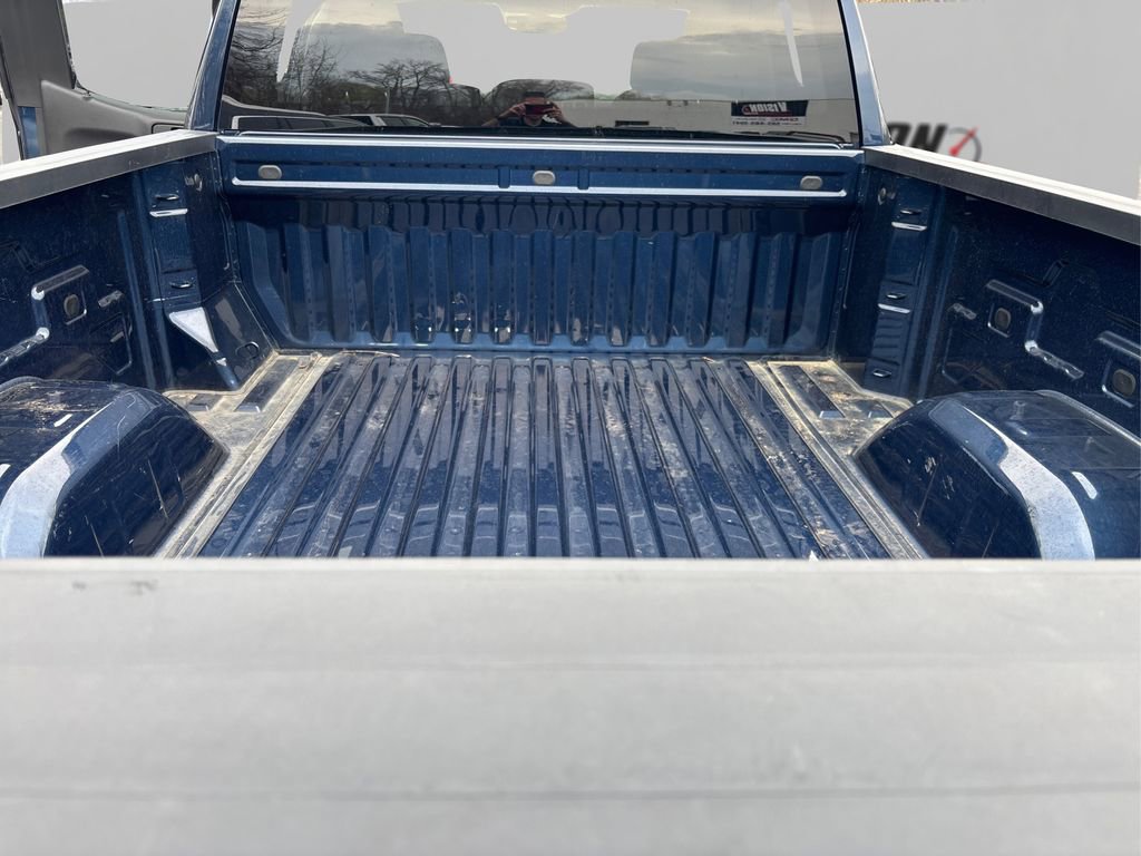 Used 2022 Chevrolet Silverado 1500 LT image 13