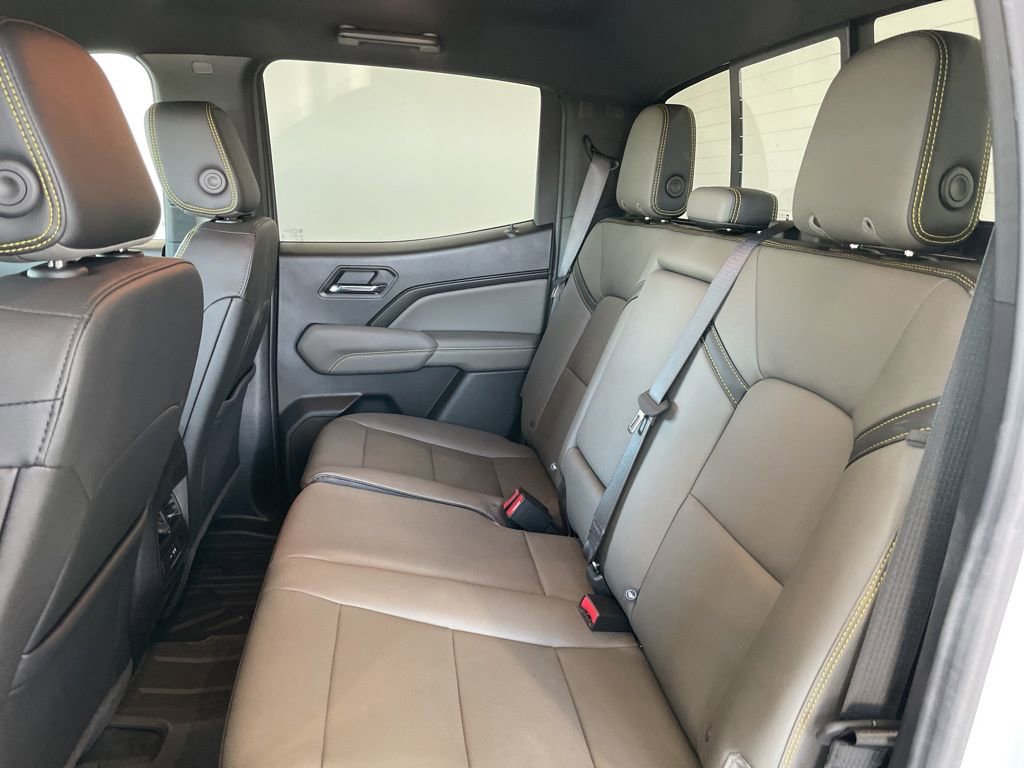 New 2026 Chevrolet Colorado ZR2 AWD/4WD image 15