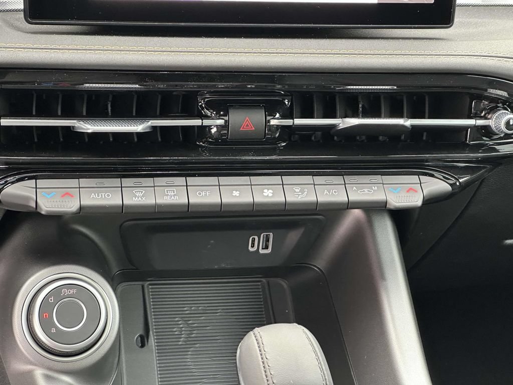 New 2025 Alfa Romeo Tonale w/ Premium Package AWD/4WD image 6