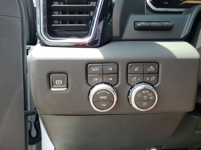 New 2026 GMC Sierra 3500 Denali Ultimate AWD/4WD image 31