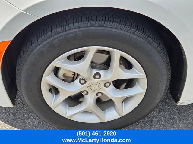 Used 2019 Chrysler Pacifica Touring-L Plus w/ Advanced Safetytec Group FWD image 20